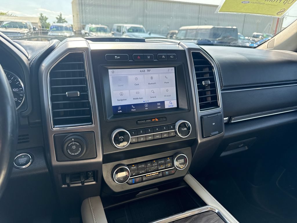 Used 2021 Ford Expedition Max Platinum RWD image 19
