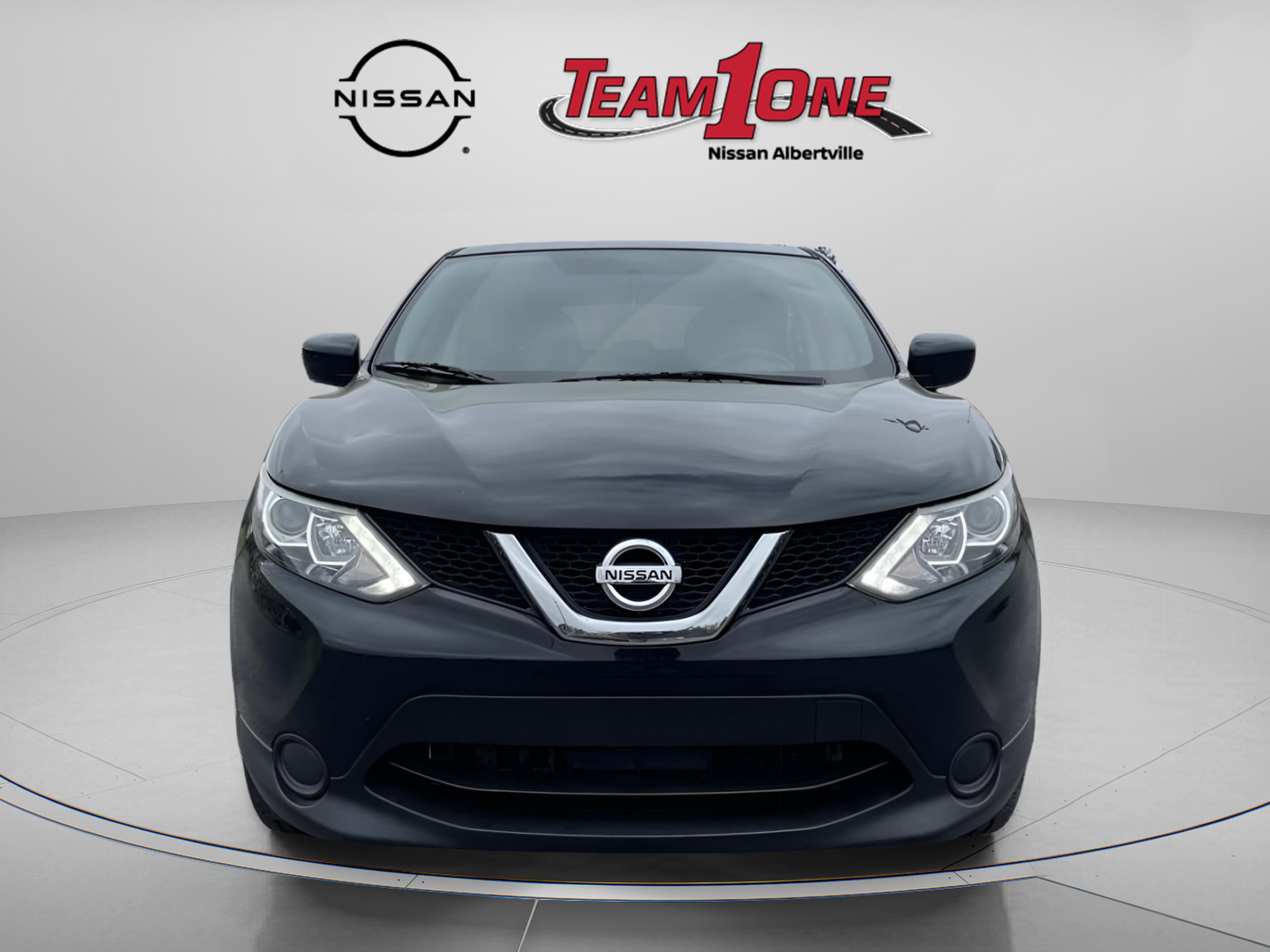 Used 2017 Nissan Rogue Sport S w/ S Appearance Package image 4