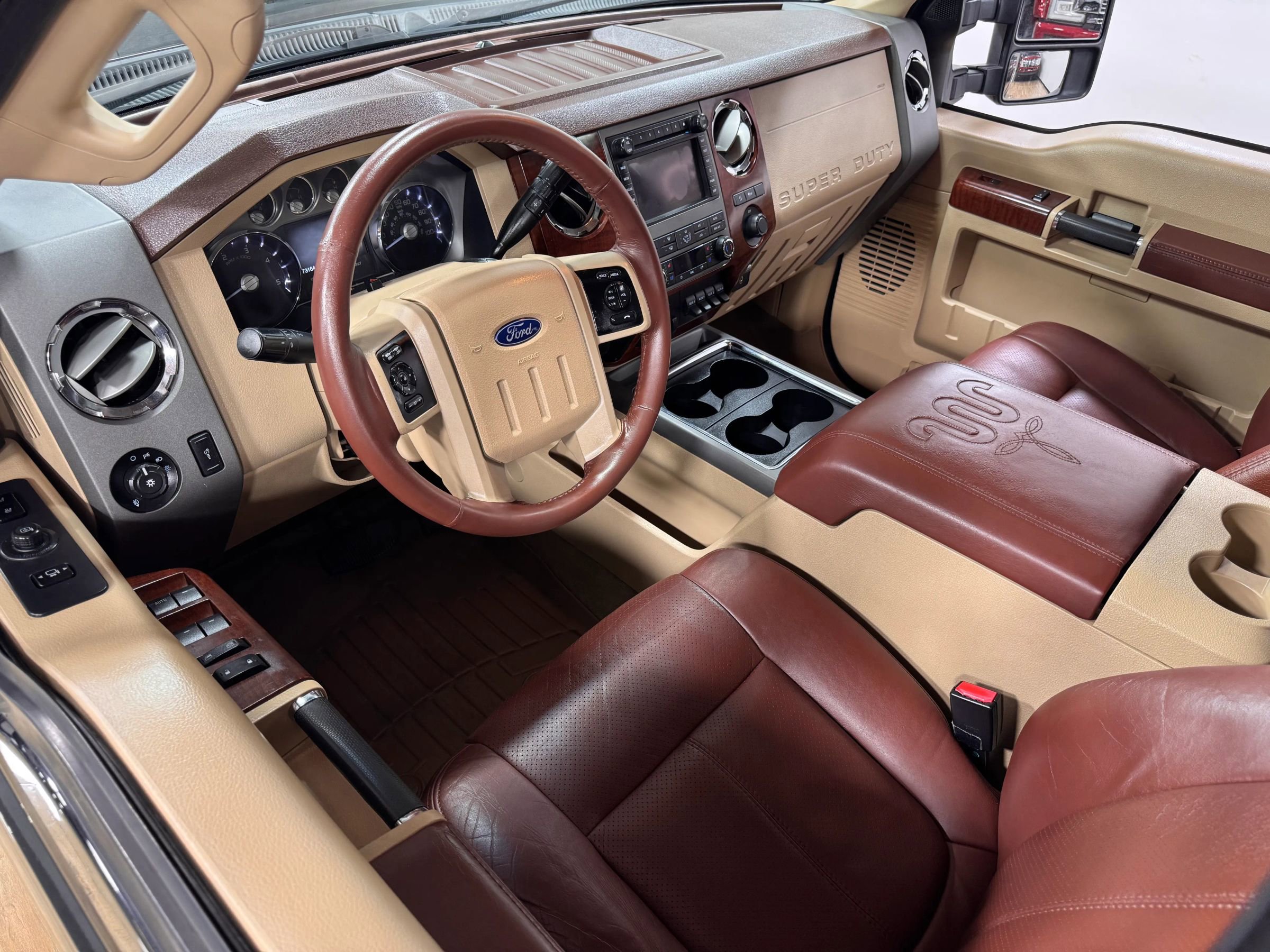 Used 2012 Ford F250 King Ranch w/ King Ranch w/Chrome Pkg image 14