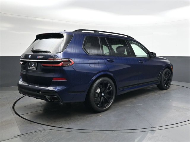 New 2026 BMW X7 M60i image 4