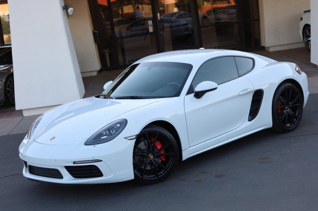 Used 2019 Porsche 718 Cayman RWD image 4