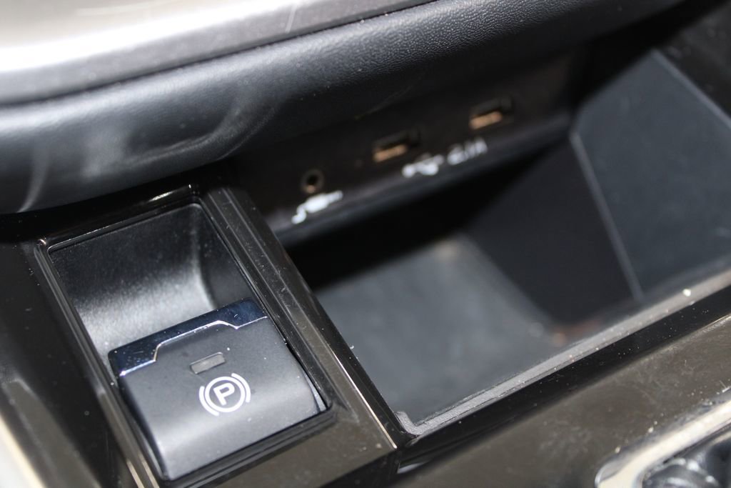 Used 2022 Subaru Outback Limited image 44