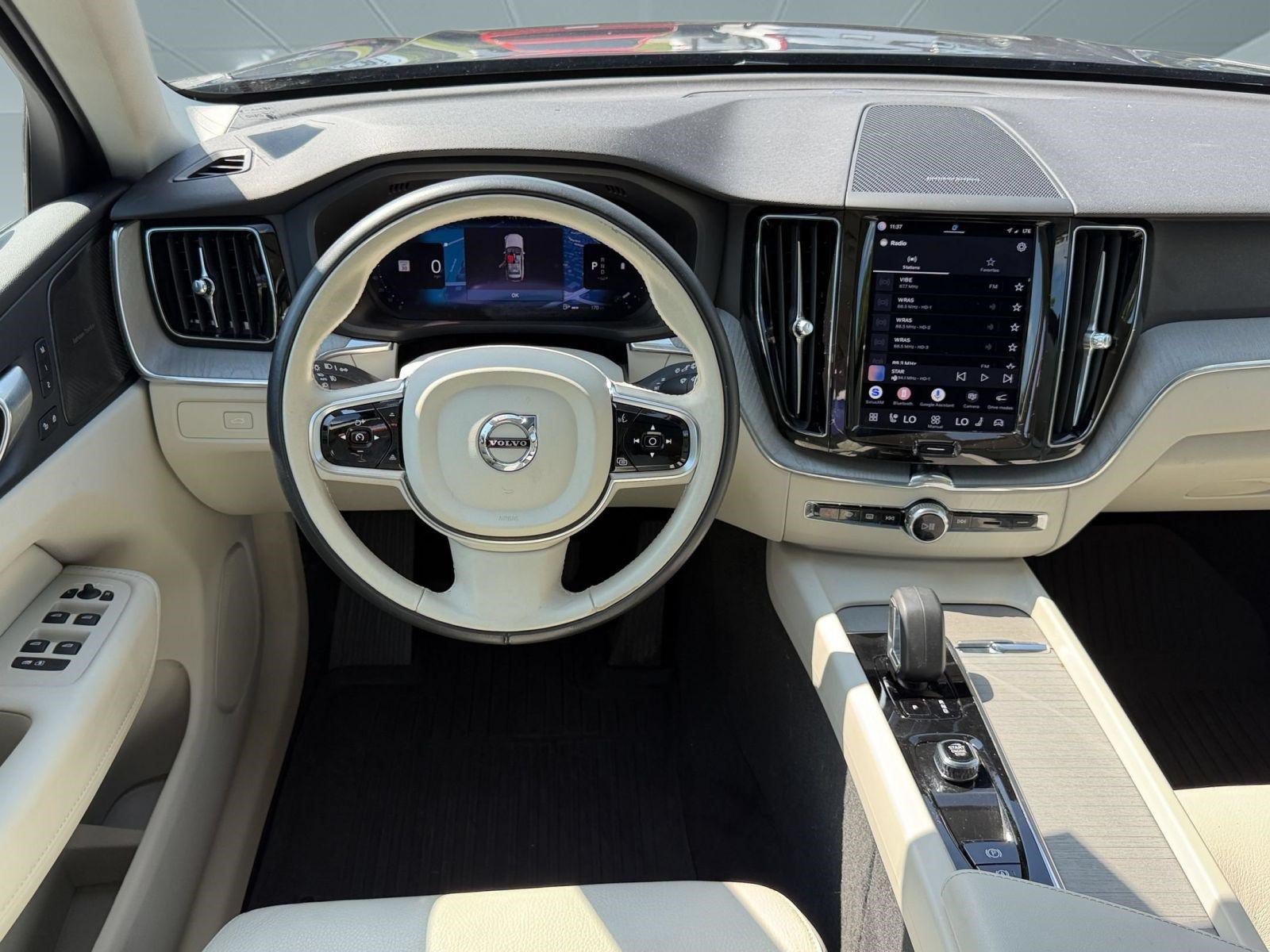 Used 2024 Volvo XC60 B5 Plus w/ Climate Package AWD/4WD image 29