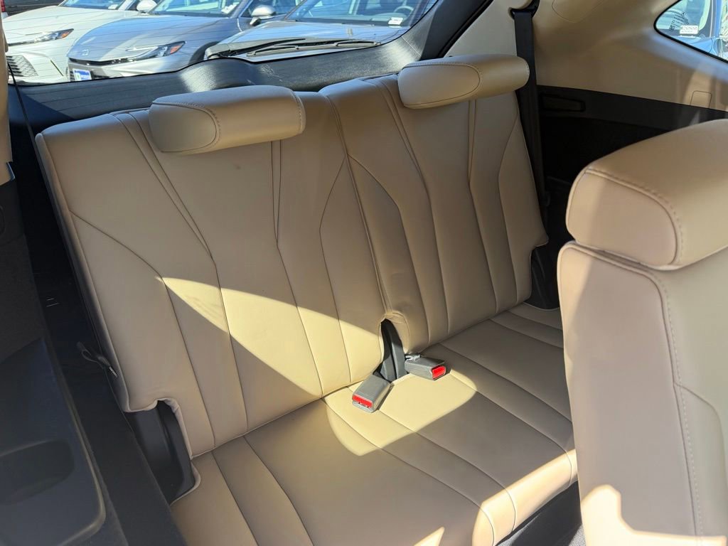 Used 2023 Acura MDX SH-AWD w/ Technology Package image 18