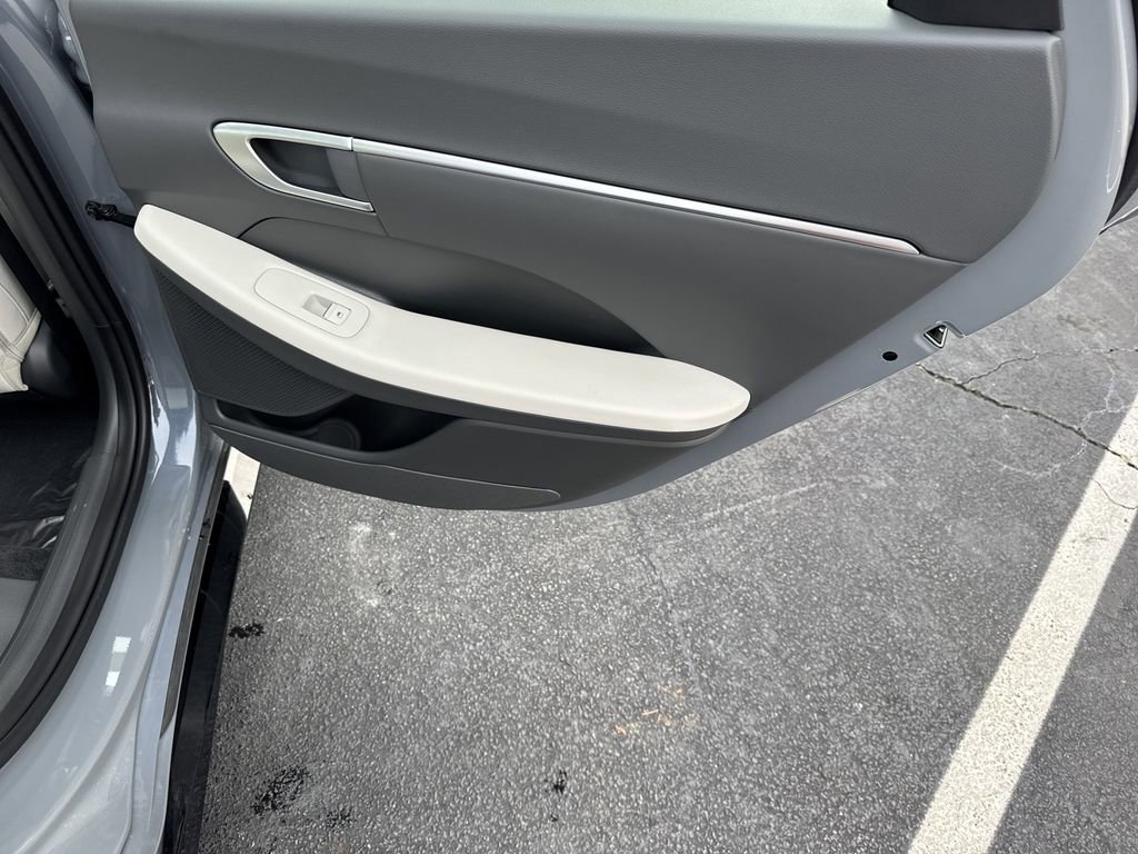 New 2026 Hyundai Sonata SEL FWD image 16
