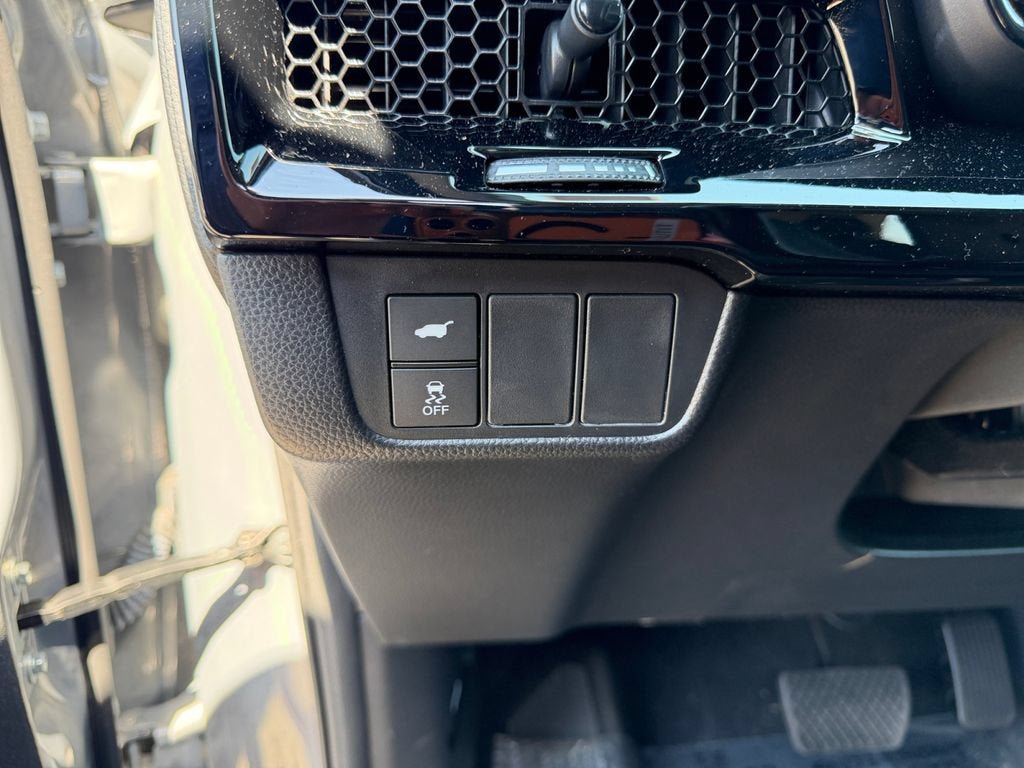 Used 2025 Honda CR-V EX-L image 19