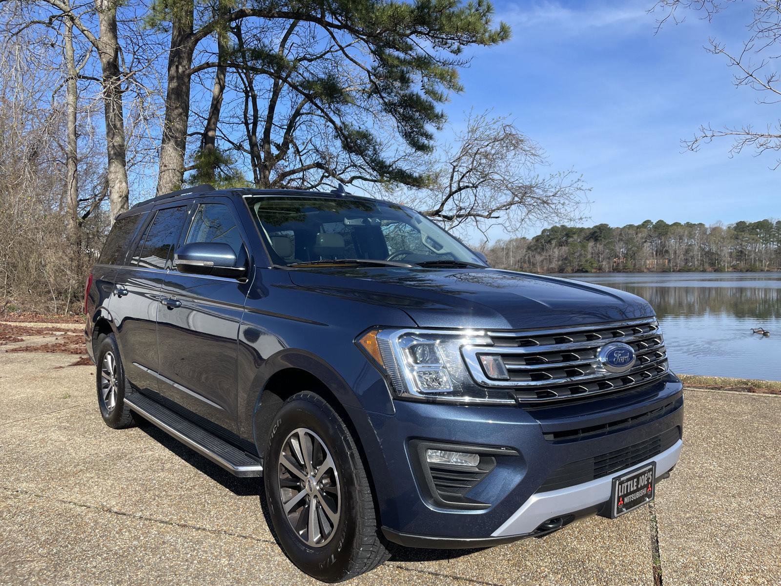 Used 2018 Ford Expedition XLT w/ Equipment Group 202A image 1