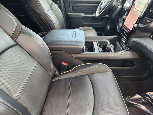 Used 2026 RAM 2500 Limited AWD/4WD image 19