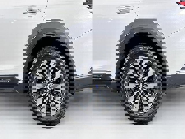 Used 2023 Subaru Outback Touring image 31