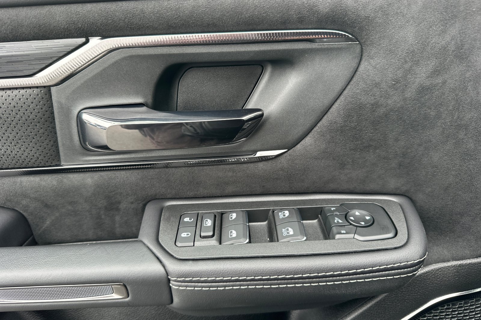 New 2026 RAM 1500 RHO AWD/4WD image 11