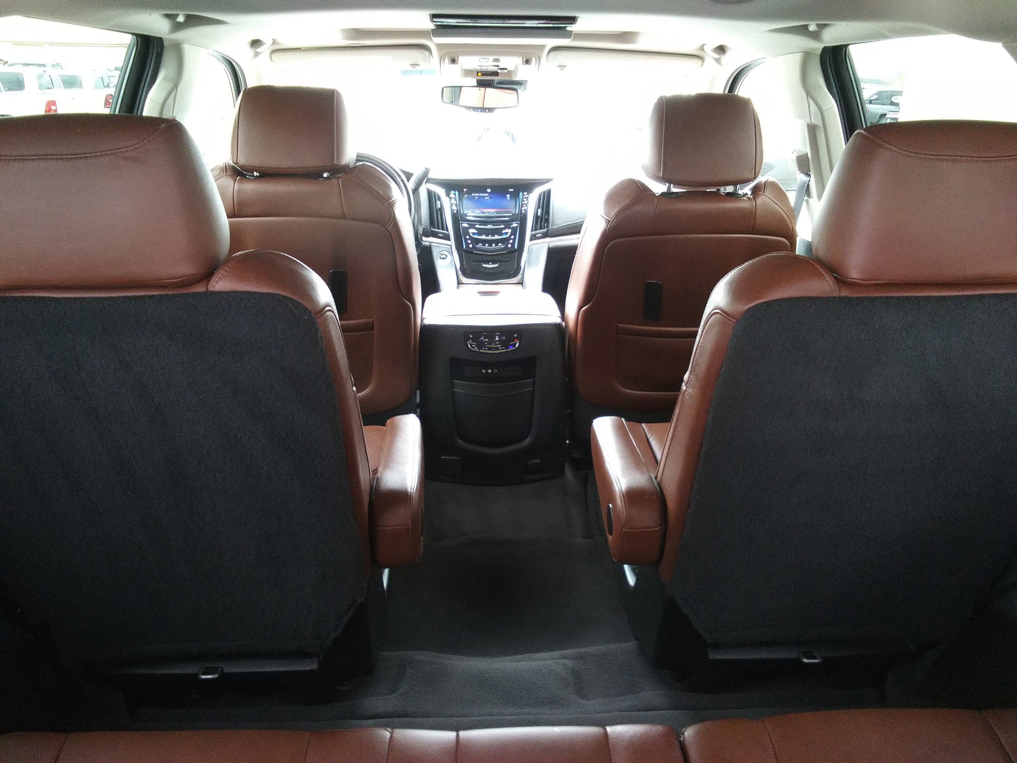 Used 2015 Cadillac Escalade Premium AWD/4WD image 10