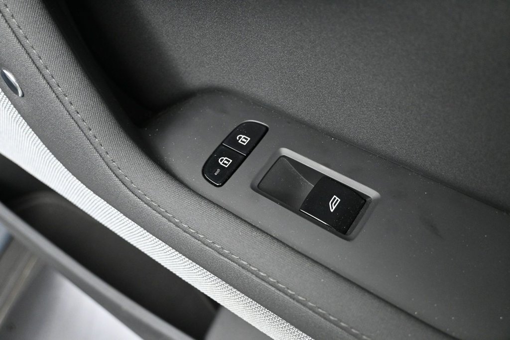 Used 2024 Polestar Polestar 2 AWD/4WD image 35