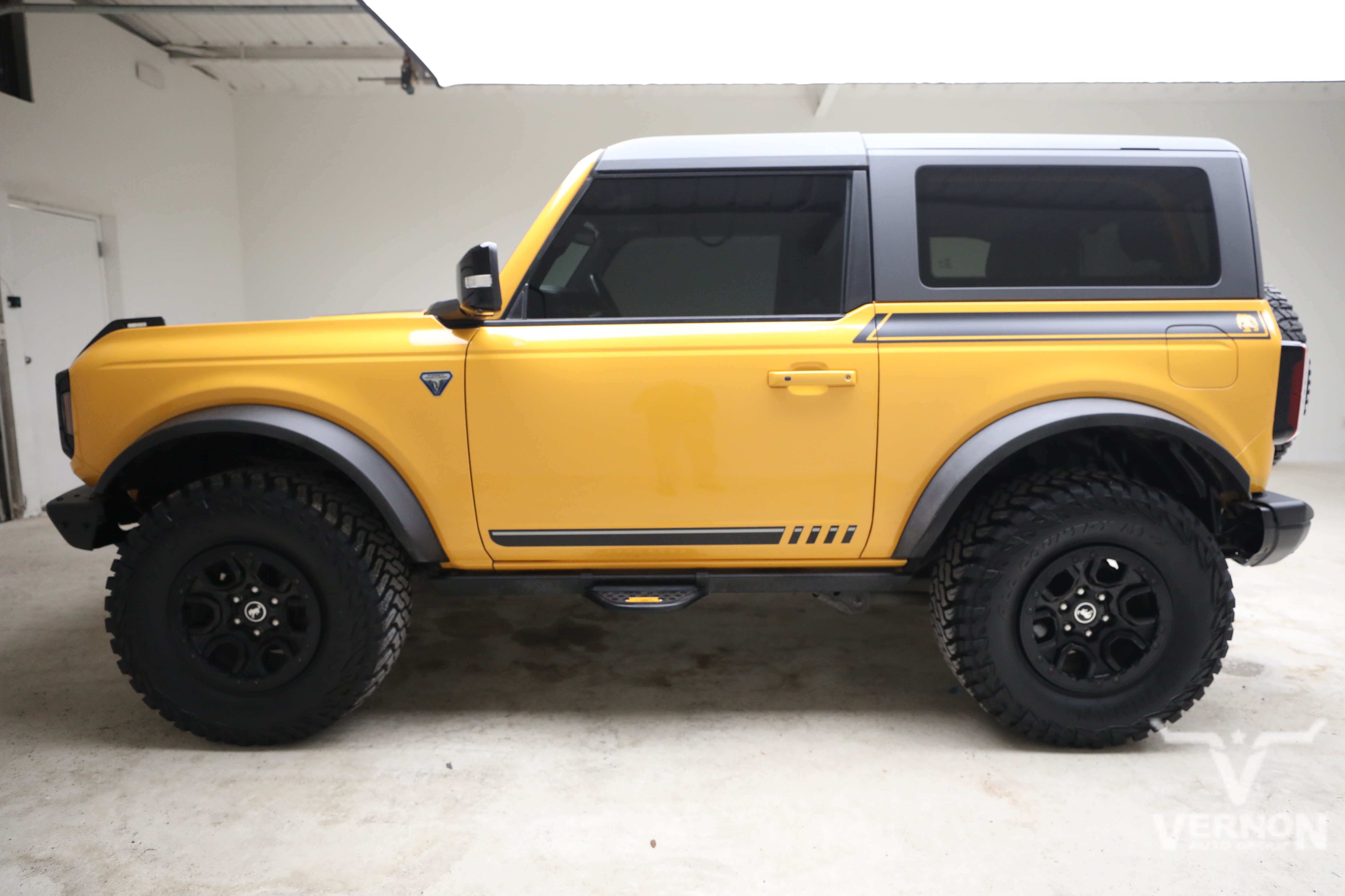 Used 2021 Ford Bronco First Edition AWD/4WD image 2