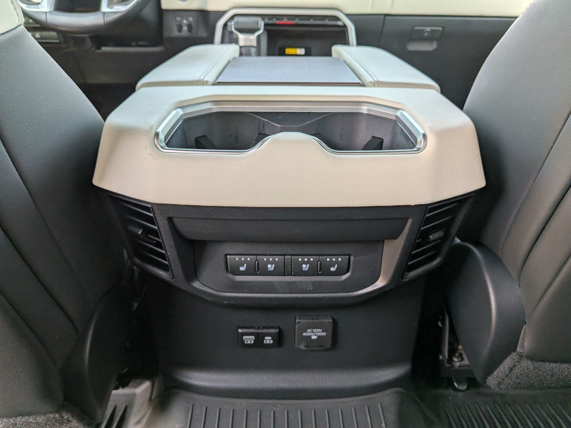 Used 2024 Toyota Tundra Capstone AWD/4WD image 15
