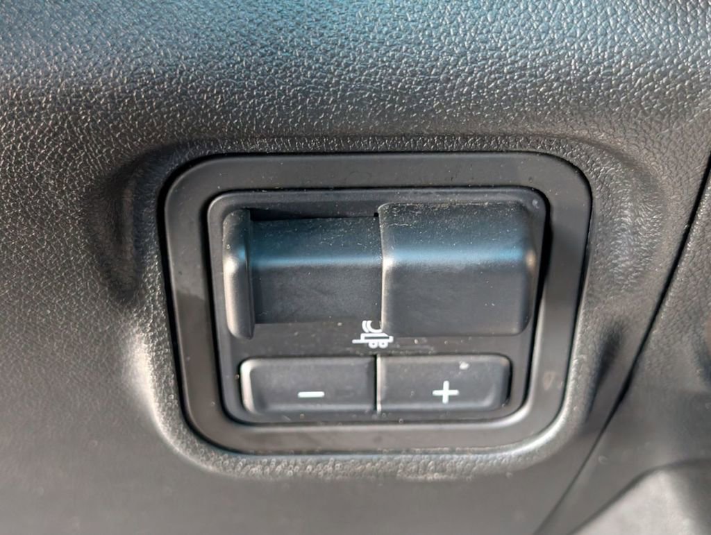 Used 2024 GMC Hummer EV 3X w/ LPO, Cargo Utility Package image 38