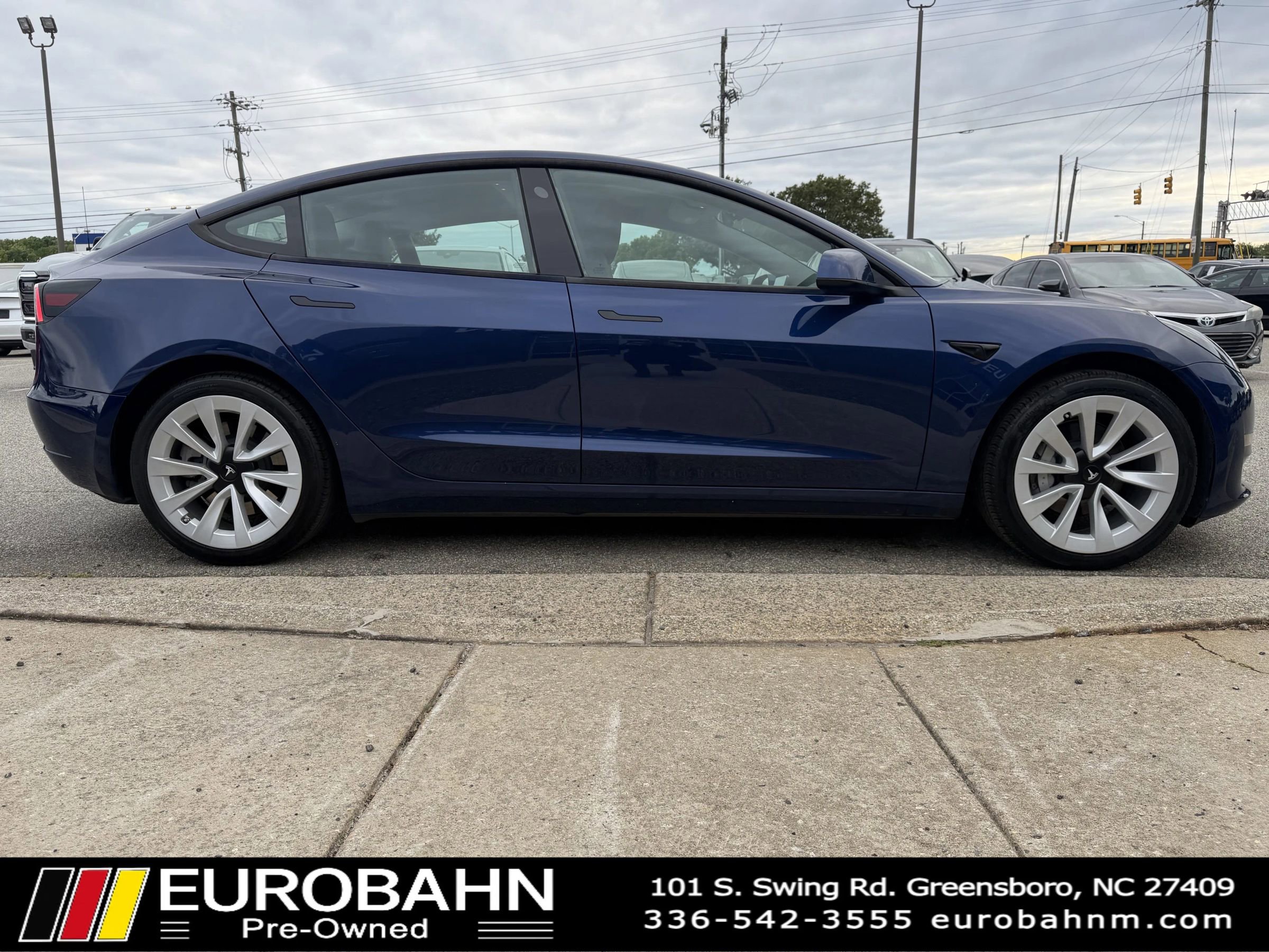 Used 2023 Tesla Model 3 Standard Range RWD image 6