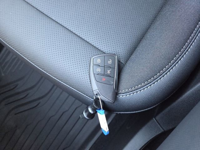 New 2026 Chevrolet Equinox EV LT image 36