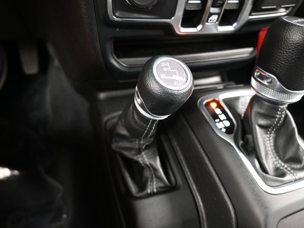 Used 2024 Jeep Gladiator Sport image 24