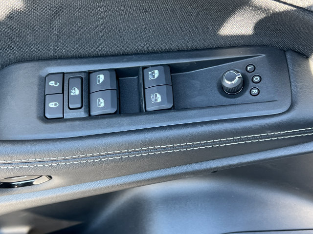 New 2026 Jeep Cherokee Laredo AWD/4WD image 12