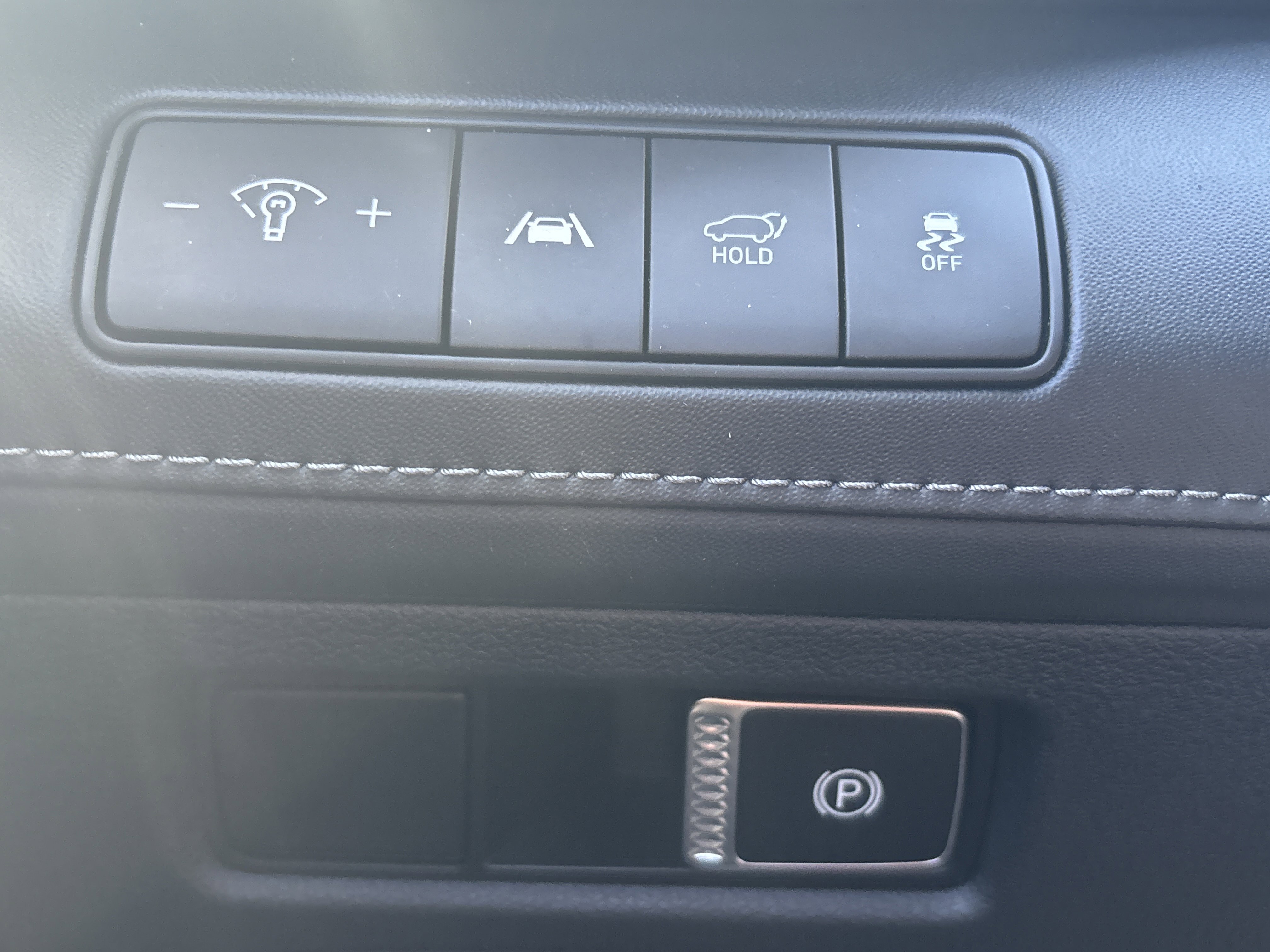 Used 2022 Hyundai Santa Fe SEL Premium image 7