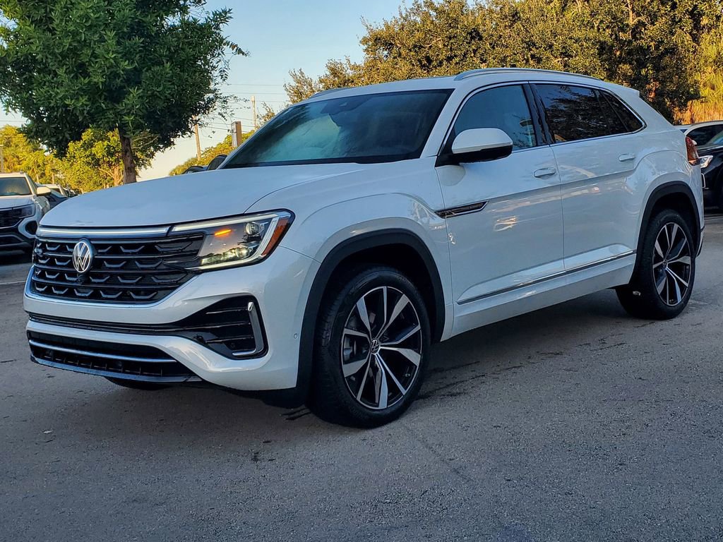 New 2026 Volkswagen Atlas Cross Sport SEL Premium R-Line image 3