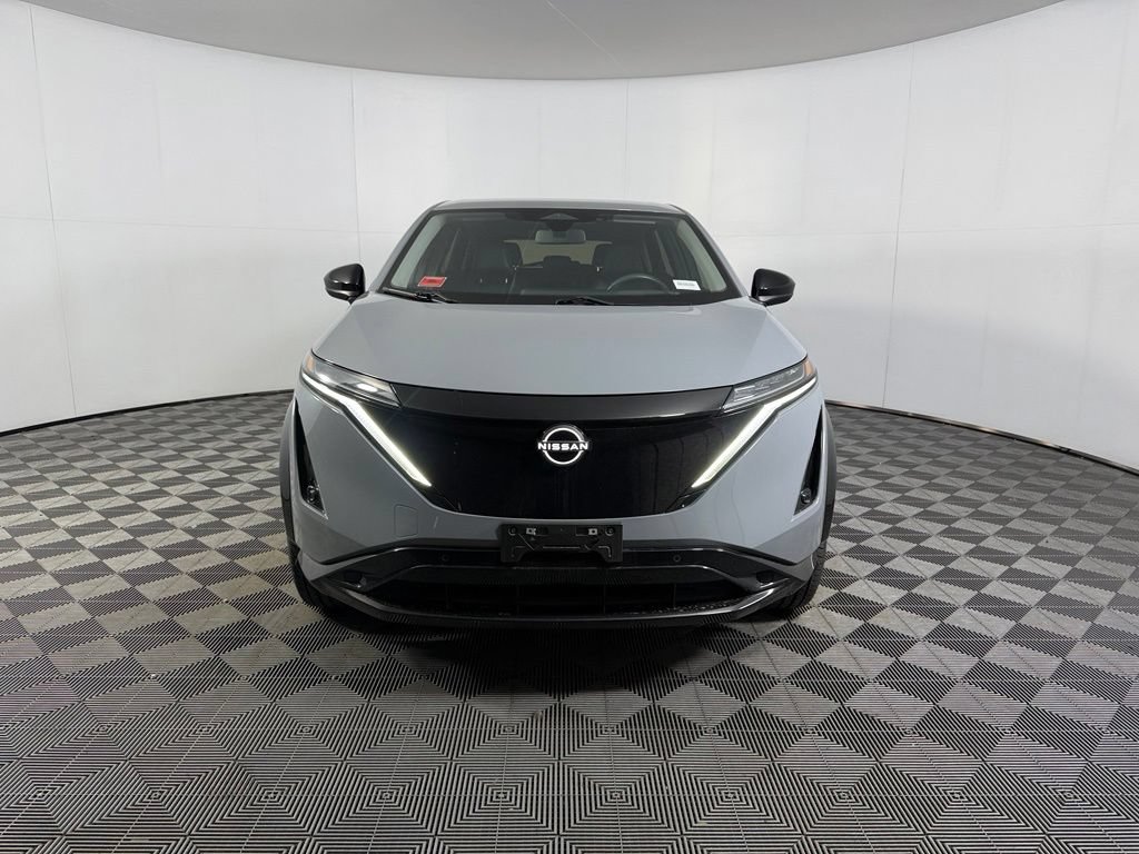 Used 2023 Nissan Ariya AWD image 4