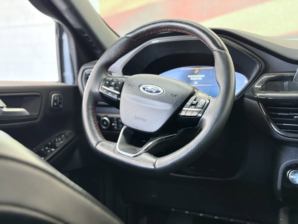 Used 2023 Ford Escape ST-Line Select w/ Tech Pack #2 image 16