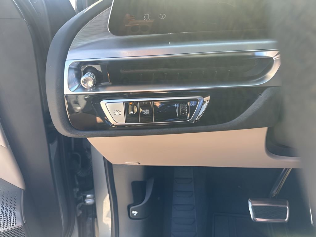 New 2026 Cadillac Lyriq Signature Luxury w/ Nappa Leather Package AWD/4WD image 26