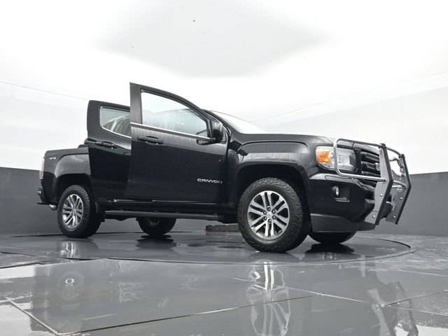 Used 2016 GMC Canyon SLE w/ Nightfall Edition AWD/4WD image 29