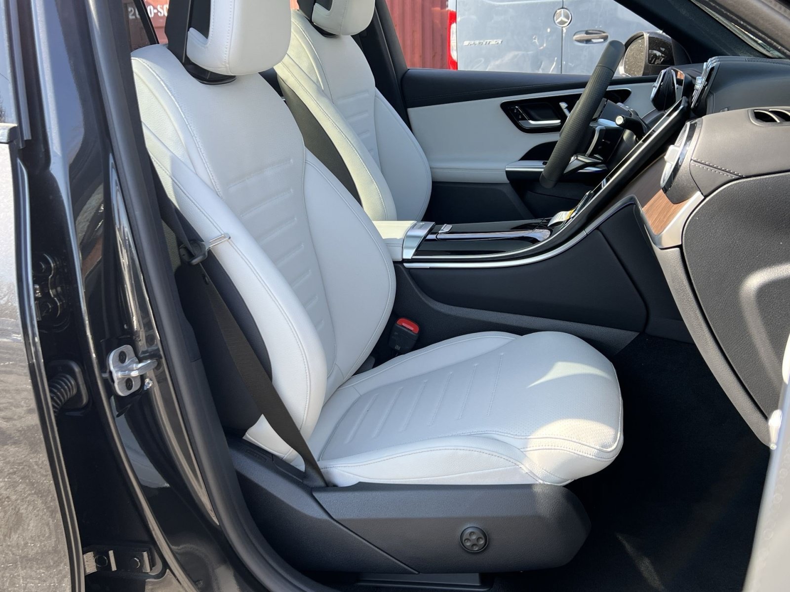 New 2026 Mercedes-Benz GLC 300 4MATIC image 26
