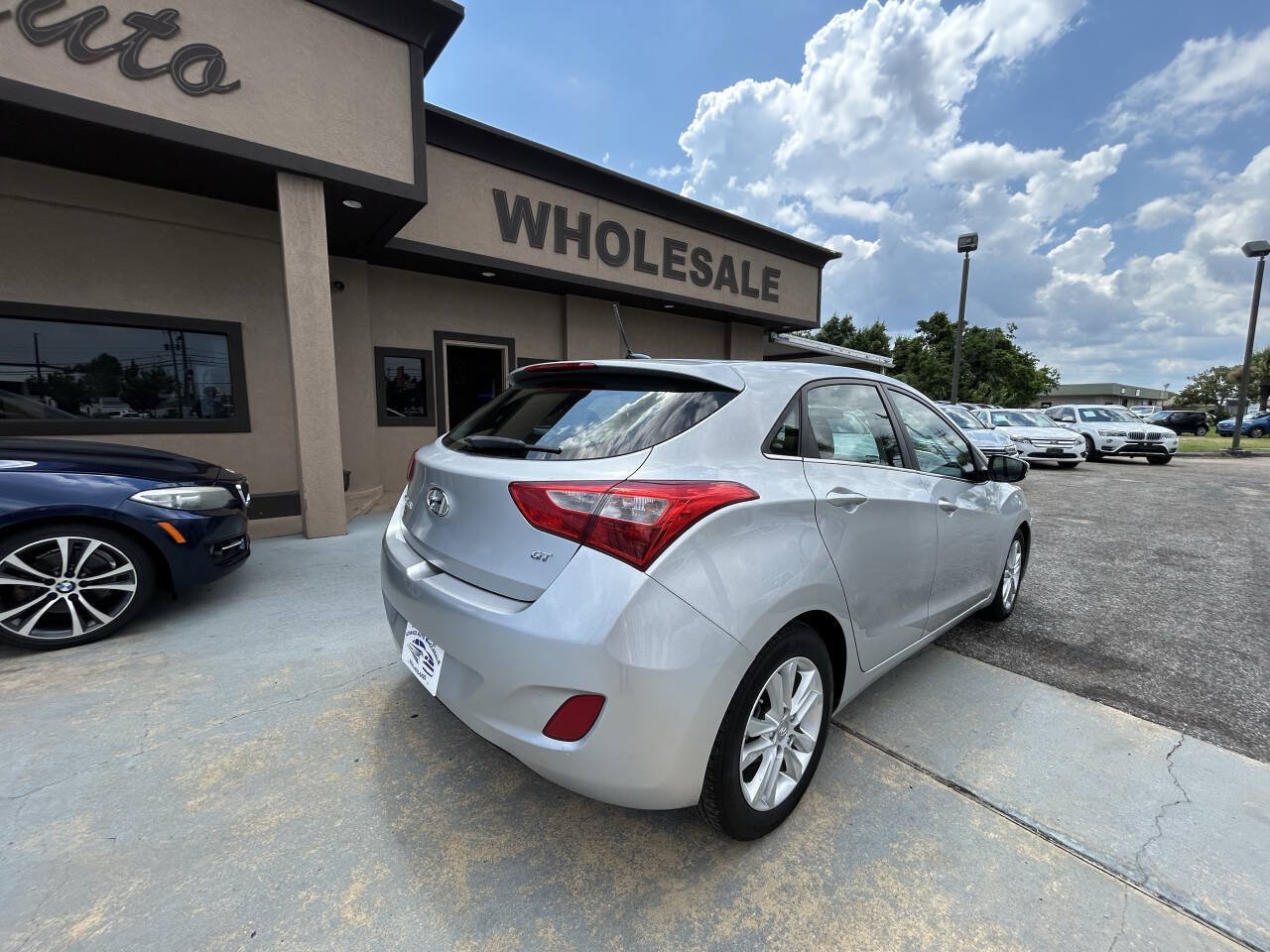 Used 2015 Hyundai Elantra GT FWD image 8