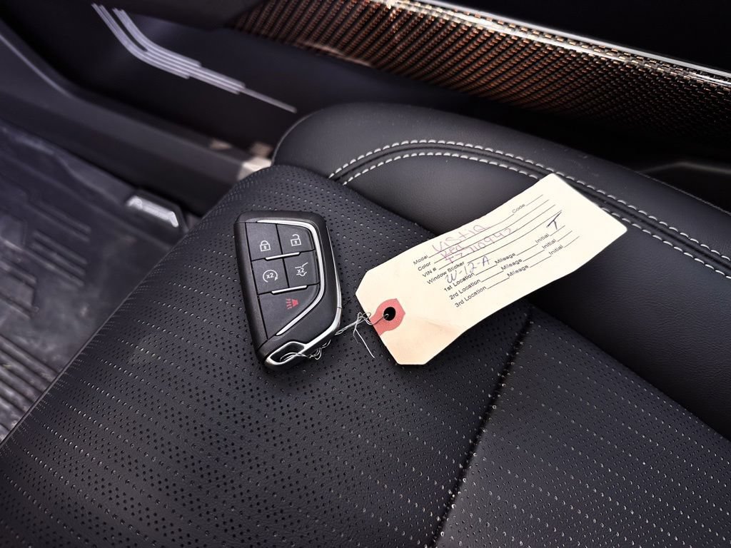 Used 2026 Cadillac Vistiq Sport w/ LPO, Floor Liner Package AWD/4WD image 29