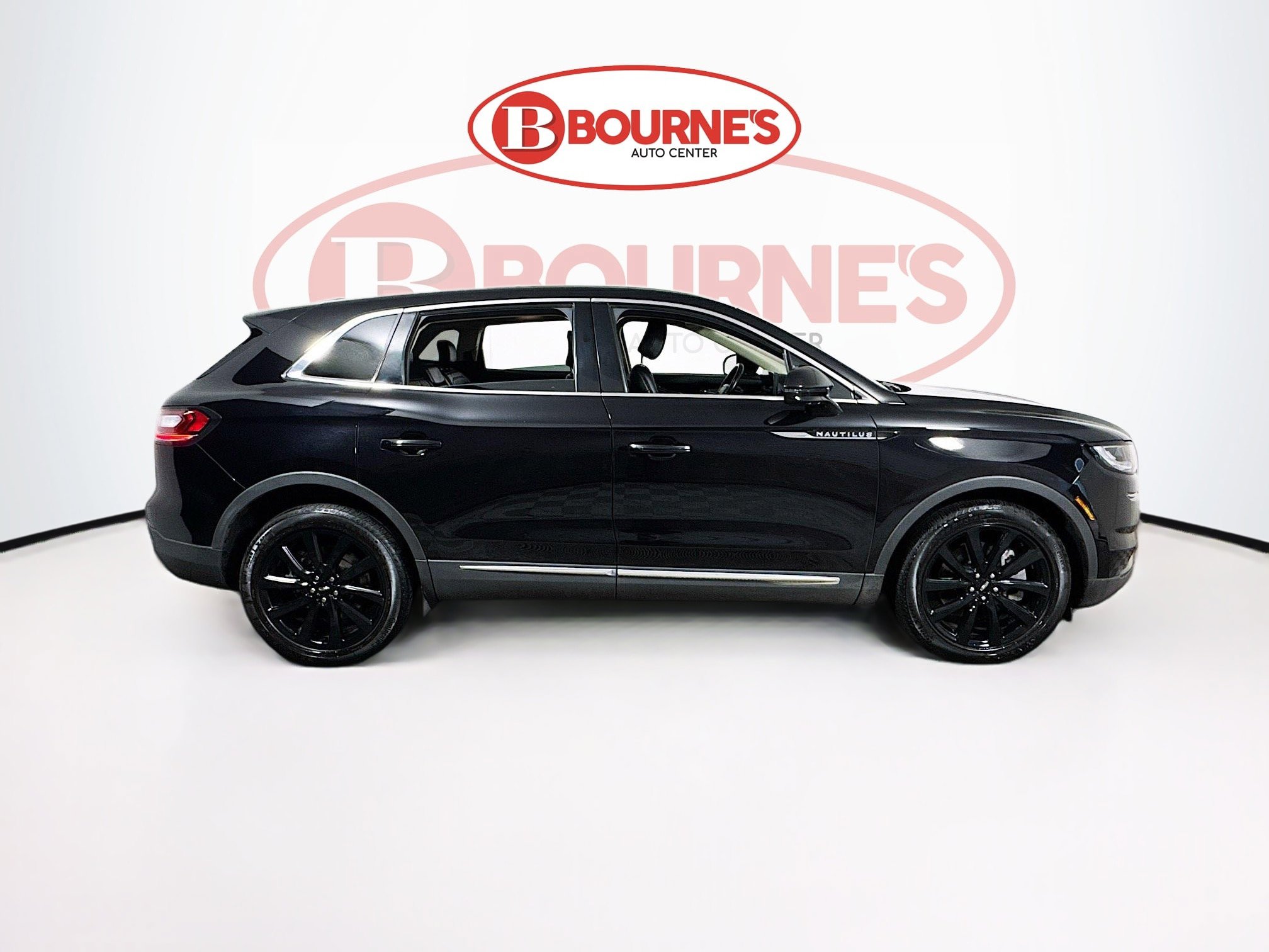 Used 2023 Lincoln Nautilus Reserve w/ Monochromatic Package AWD/4WD image 11