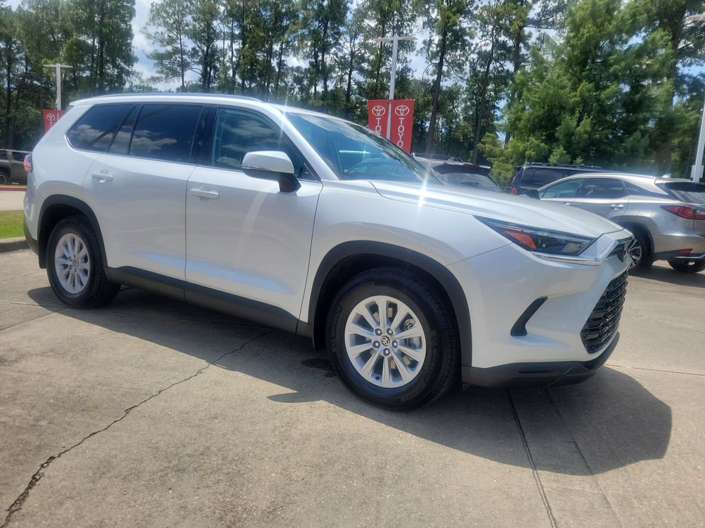 Certified 2024 Toyota Grand Highlander XLE FWD image 9