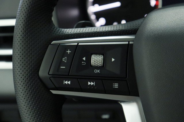 New 2026 Mitsubishi Outlander SE FWD image 9