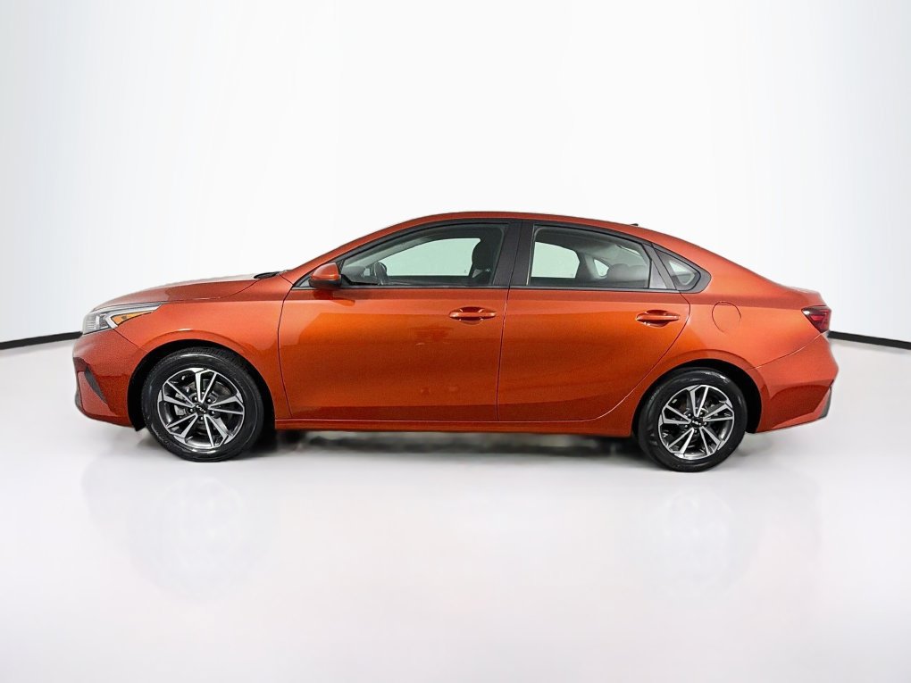 Used 2022 Kia Forte LXS FWD image 6