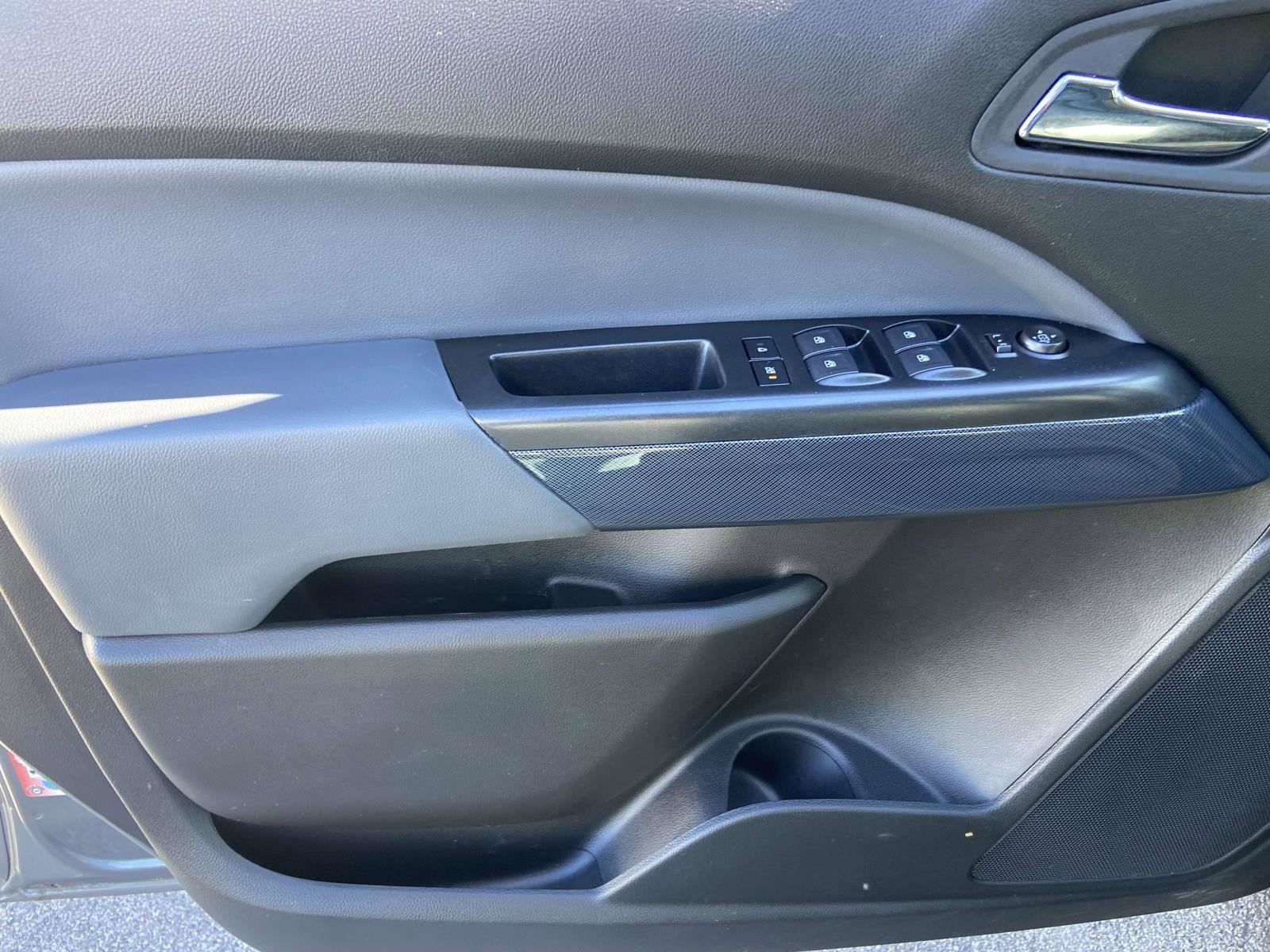 Used 2022 Chevrolet Colorado Z71 image 5