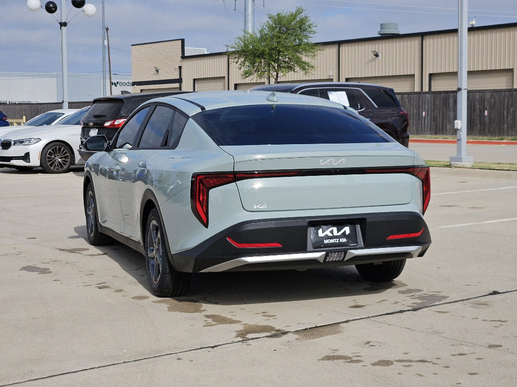 New 2026 Kia K4 LXS image 4
