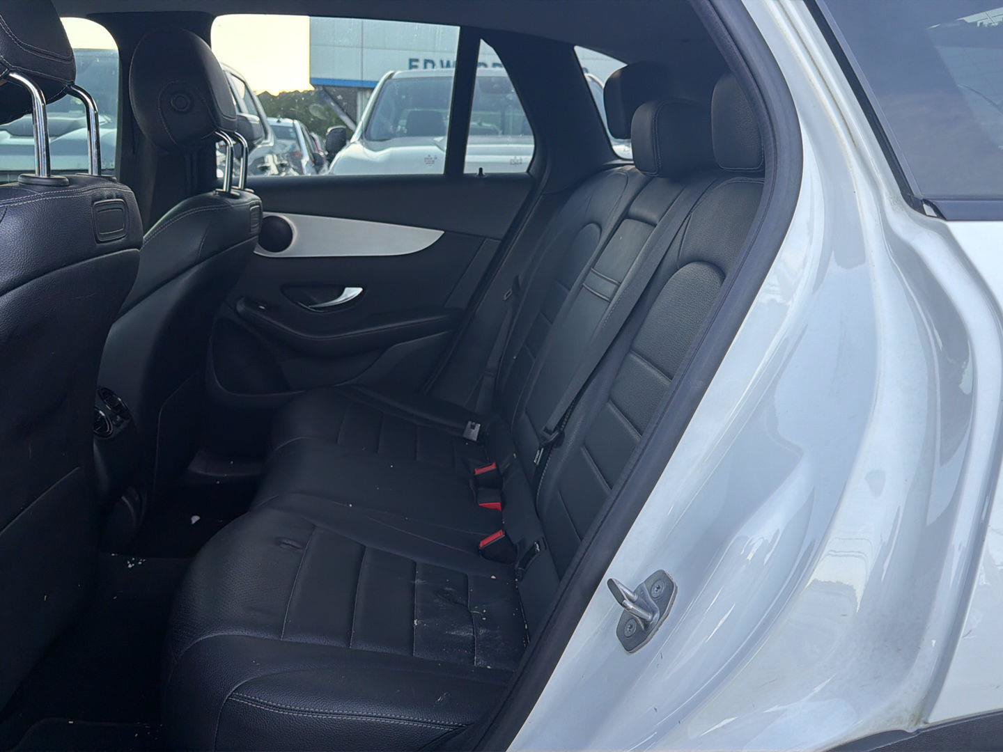 Used 2019 Mercedes-Benz GLC 300 image 17