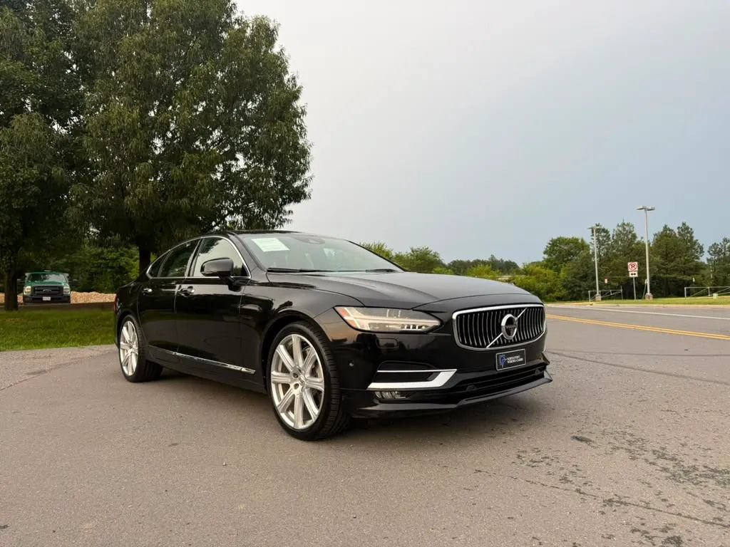 Used 2017 Volvo S90 T6 Inscription w/ Vision Package AWD/4WD image 3