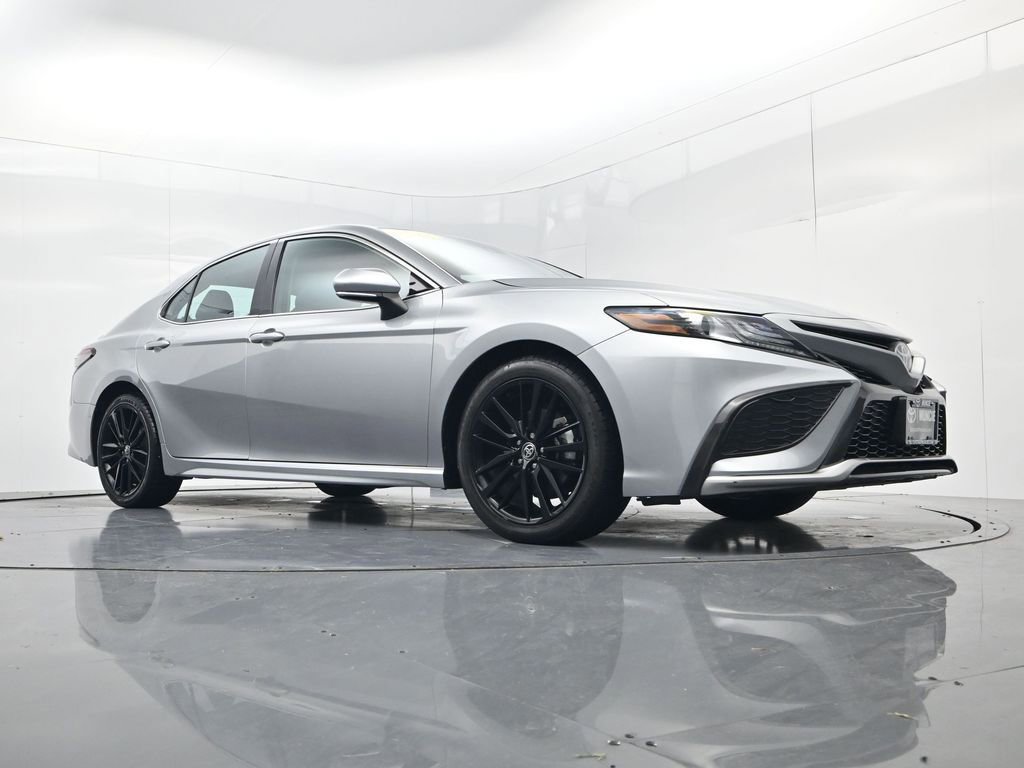Used 2021 Toyota Camry XSE FWD image 46