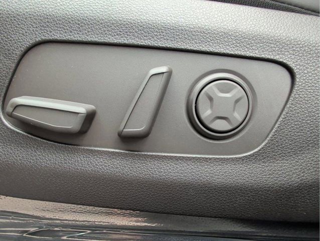 New 2026 Kia Carnival EX image 22