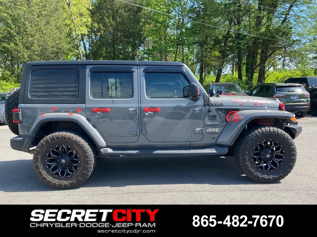 Used 2018 Jeep Wrangler Unlimited Sahara AWD/4WD image 5