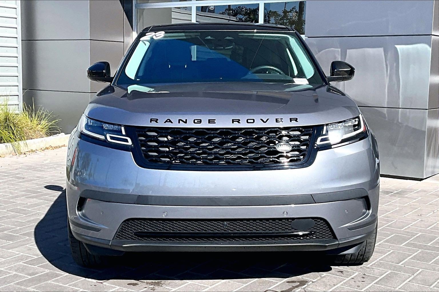 Used 2023 Land Rover Range Rover Velar S image 2
