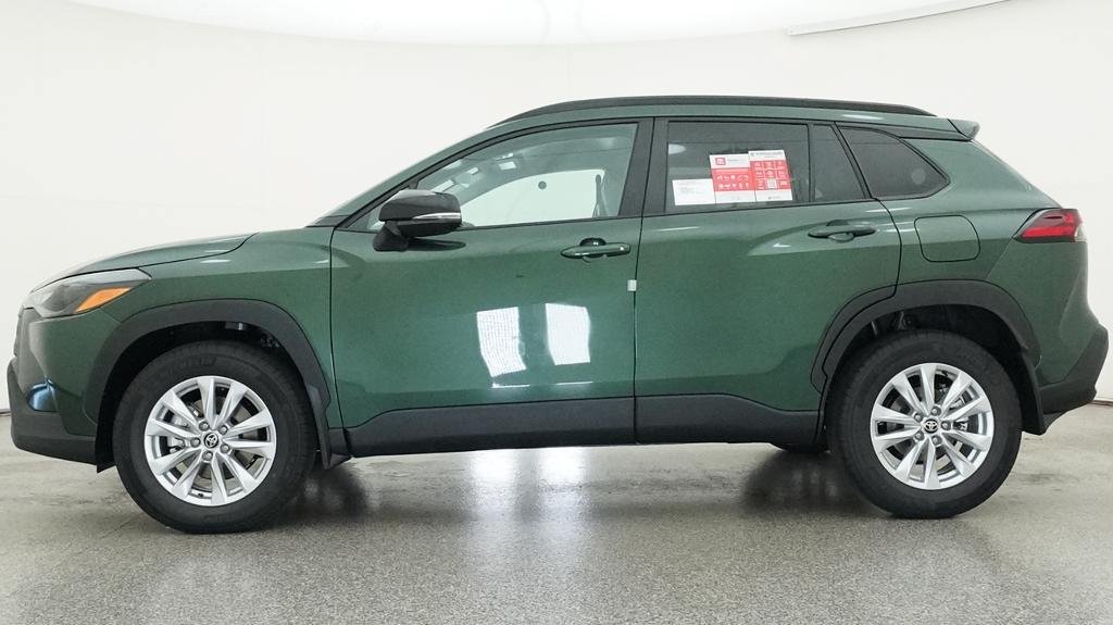 New 2026 Toyota Corolla Cross LE FWD image 33