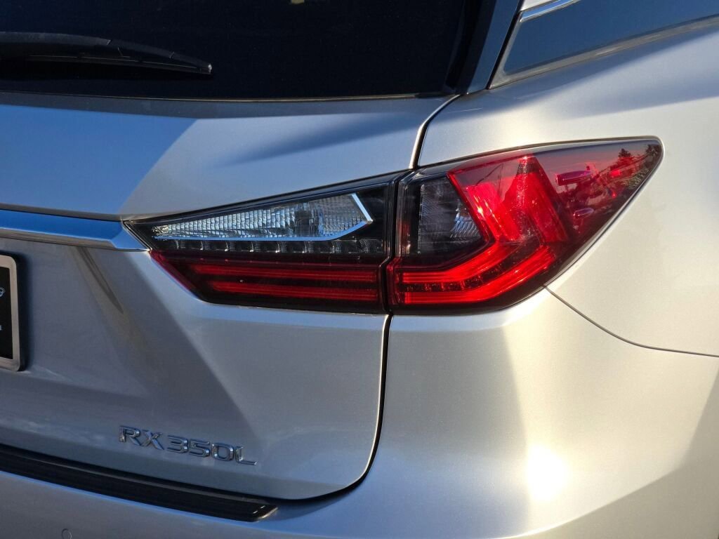 Used 2018 Lexus RX 350L FWD image 11