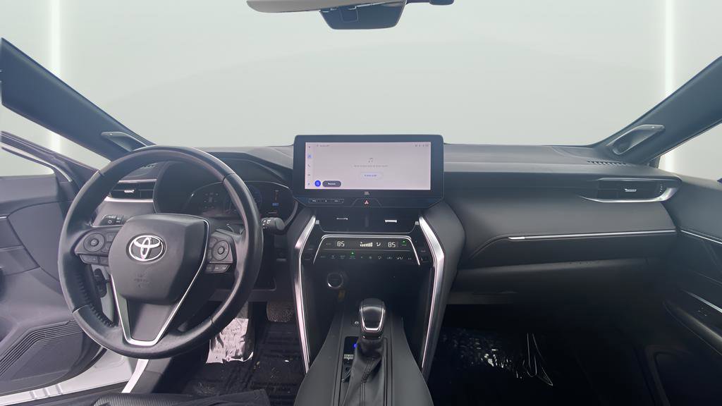 Used 2024 Toyota Venza Limited image 14