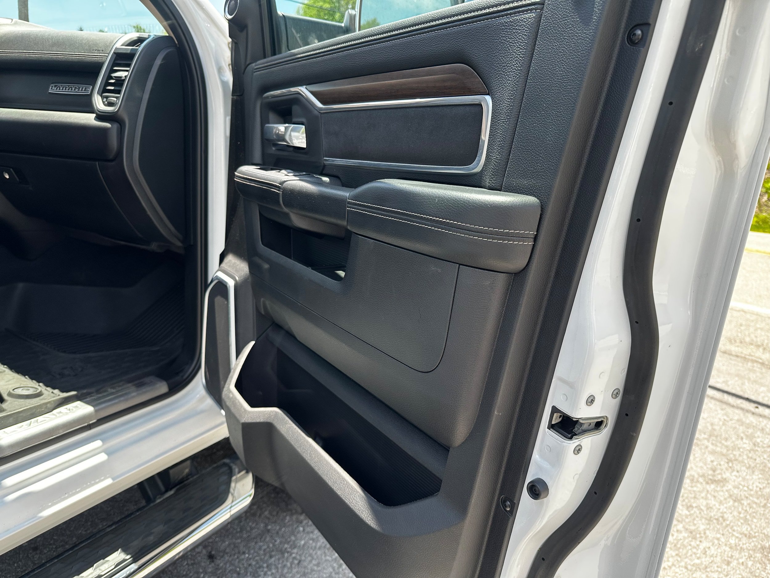 Used 2022 RAM 2500 Laramie AWD/4WD image 14