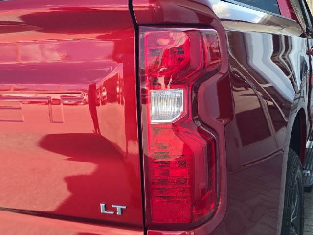 Certified 2023 Chevrolet Silverado 1500 LT AWD/4WD image 9