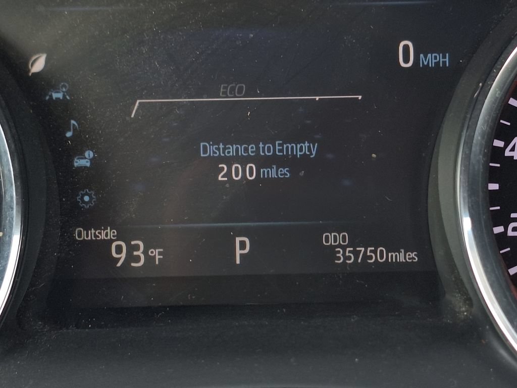 Used 2020 Toyota Camry XSE FWD image 19